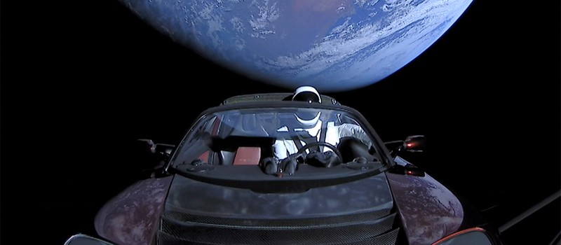 SpaceX спрятала секретный груз на борту отправленного в космос родстера Tesla