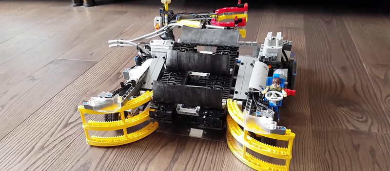 Уборщик Lego из Lego