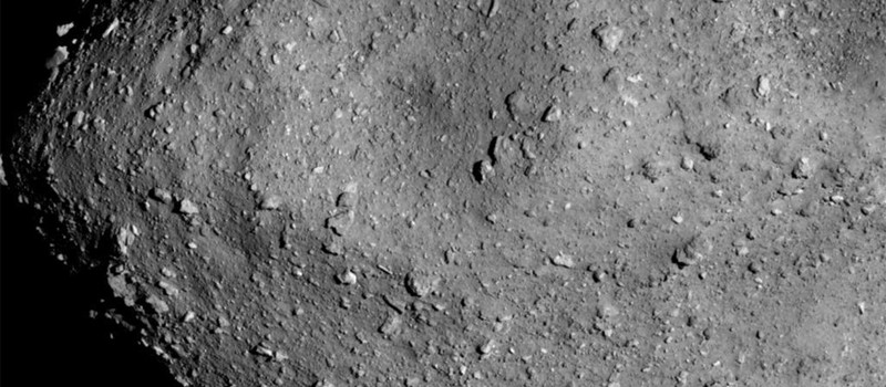 Японский космический аппарат сделал детальное фото астероида Ryugu