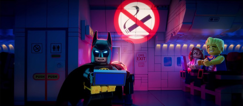 Бэтмен, Супермен и другие персонажи мультфильмов Lego говорят о безопасности в самолете