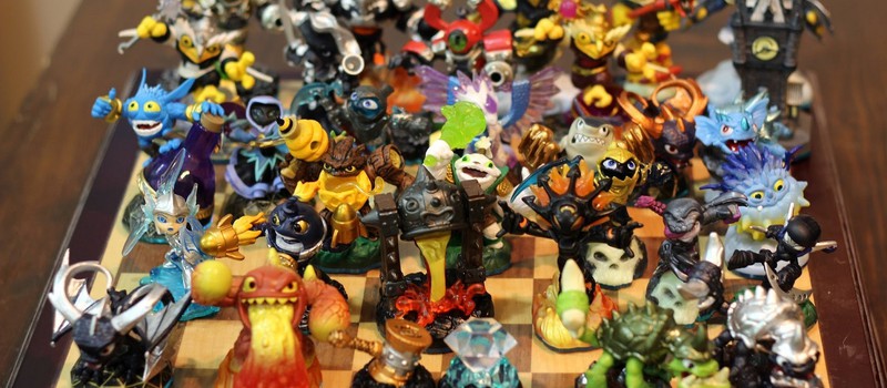 Toys for Bob отправила 200 фигурок Skylanders в музей