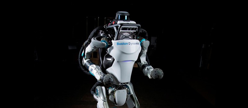 Boston Dynamics научила робота Атласа паркуру