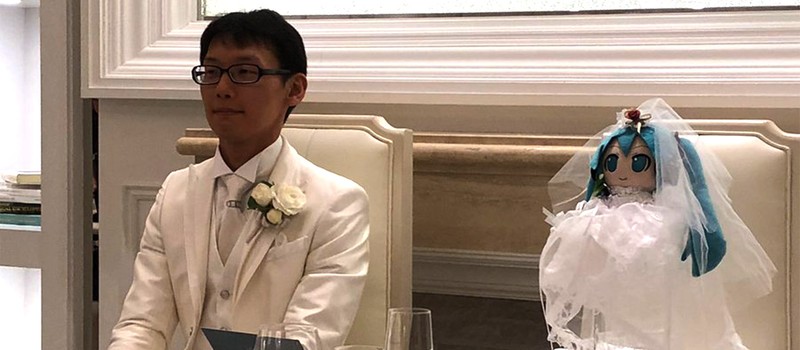 Японец потратил более 16 тысяч долларов для свадьбы на Хатсуне Мику