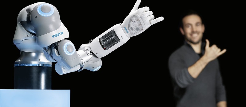 Festo разработала подвижную робо-руку с искусственным интеллектом