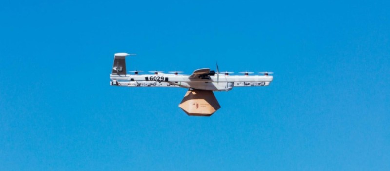 В США впервые выдали разрешение на доставку посылок дронами