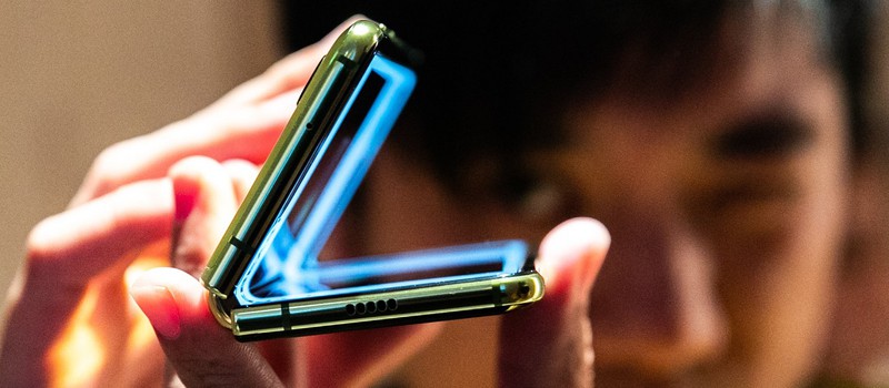 Специалисты iFixit объяснили причину поломки экрана Samsung Galaxy Fold