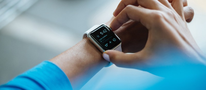 IBM запатентовала умные часы-трансформер с огромным экраном