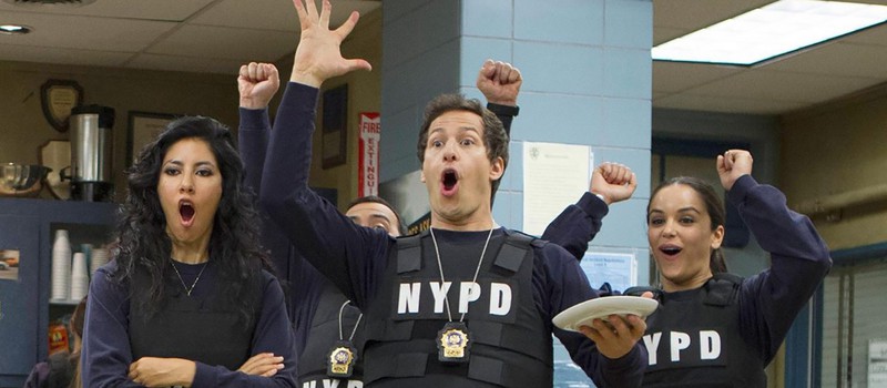 NBC продлил "Бруклин 9-9" на восьмой сезон