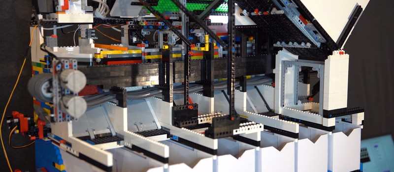 Энтузиаст построил устройство для сортировки деталек Lego