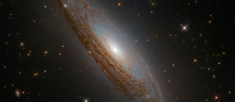 "Хаббл" сделал снимок спиральной галактики с активным ядром