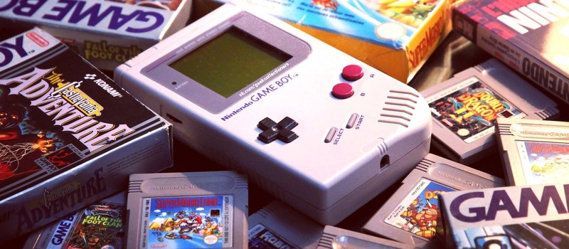 Дизайнер сделал эксклюзивный Game Boy из застывшей смолы