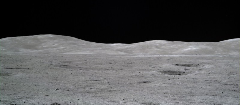 Китай показал фотографии темной стороны Луны