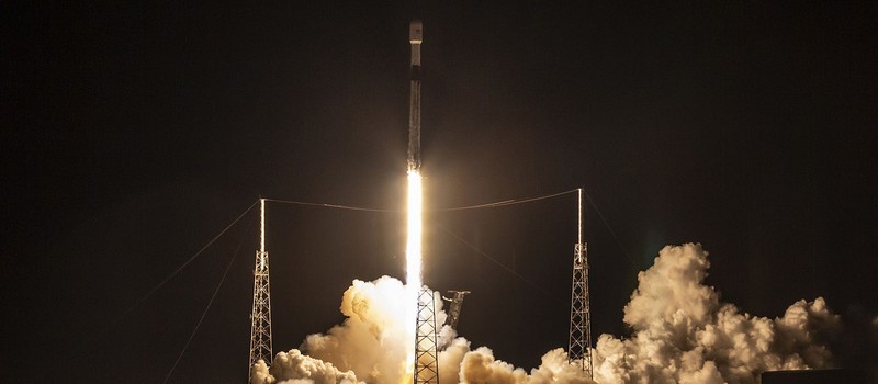 SpaceX запустила в космос еще 60 интернет-спутников