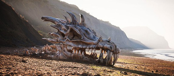 Art: Останки дракона для рекламы Game of Thrones