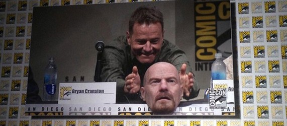 Главный актер Breaking Bad пришел на Comic-Con в роли главного героя Breaking Bad