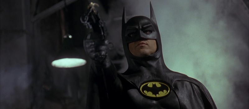 СМИ: Майкл Китон ведет переговоры на роль Бэтмена в сольнике "Флэша"