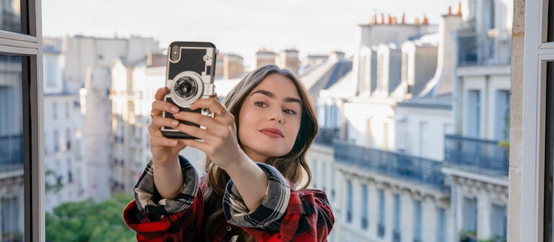 A Show To Go: Рецензия на Emily in Paris от Netflix
