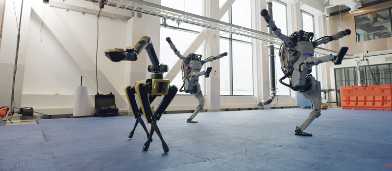 Роботы Boston Dynamics станцевали вместе в одном ролике