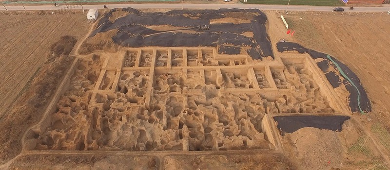 Археологи обнаружили в Китае древнейший монетный двор в мире