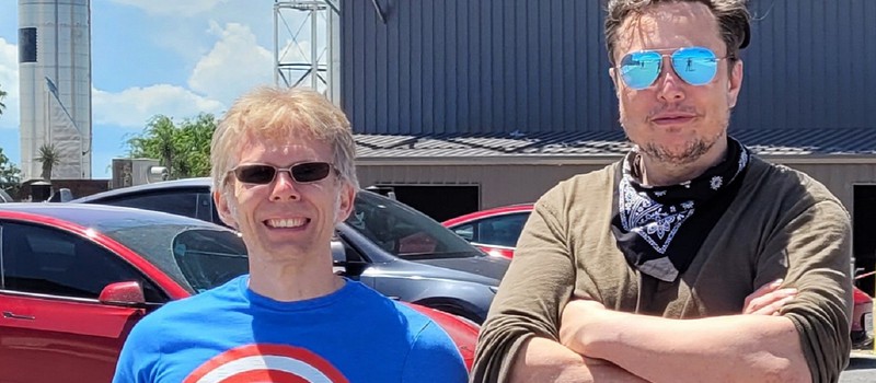 Джон Кармак посетил базу SpaceX и сфотографировался с Илоном Маском