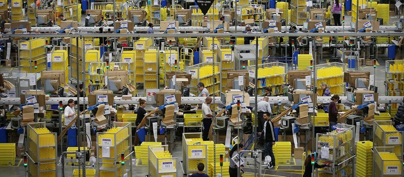 Власти Калифорнии могут заставить Amazon улучшить условия труда для складских рабочих