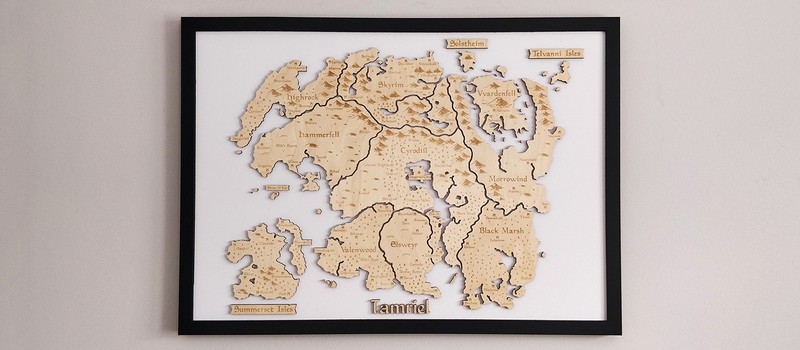 Фанат Elder Scrolls создал потрясающую карту Тамриэля из дерева