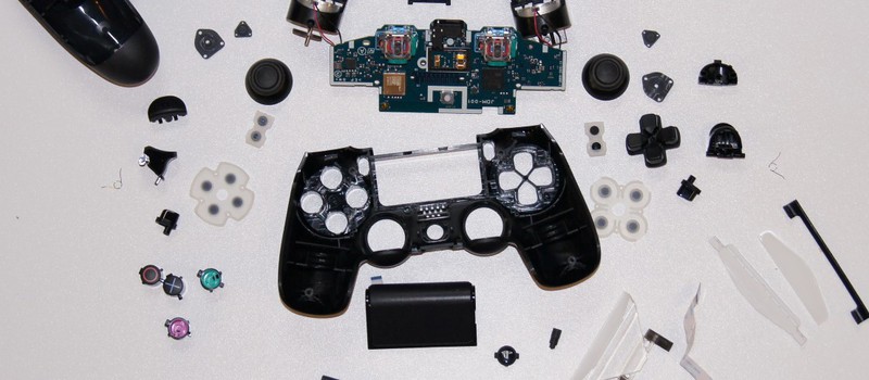 Фотографии вскрытого контроллера DualShock 4