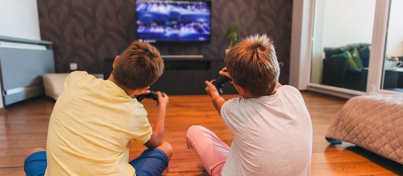 Исследование: 81% родителей беспокоятся о безопасности детей в видеоиграх, в России снизились интернет-риски