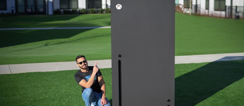 Инженер сделал самую большую в мире консоль Xbox Series X — она выше двух метров