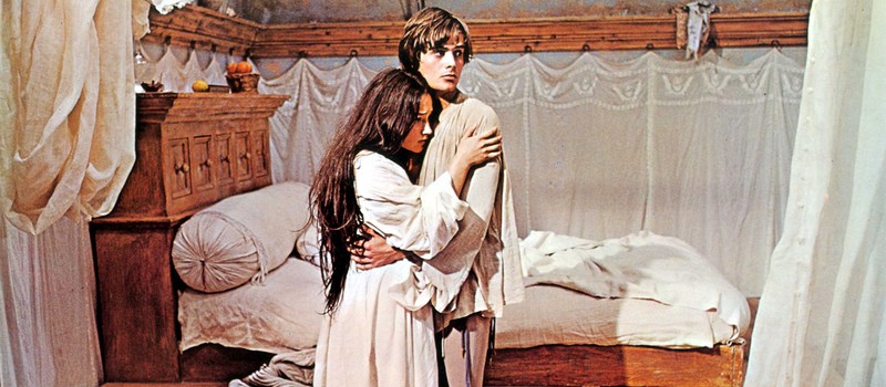 Актеры потребовали 500 миллионов долларов за обнаженные съемки в оскароносной мелодраме 1968 года "Ромео и Джульетта"
