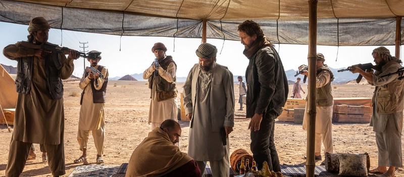 Джерард Батлер сбегает из Афганистана в трейлере боевика "Беглец"