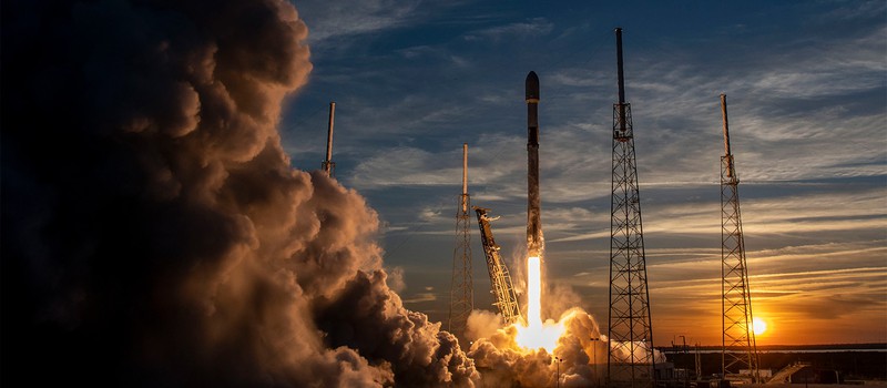 SpaceX запустила новые "мини"-спутники Starlink V2 на орбиту
