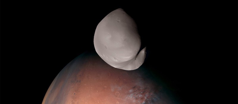 Первый подробный взгляд на самый загадочный спутник Марса — Деймос
