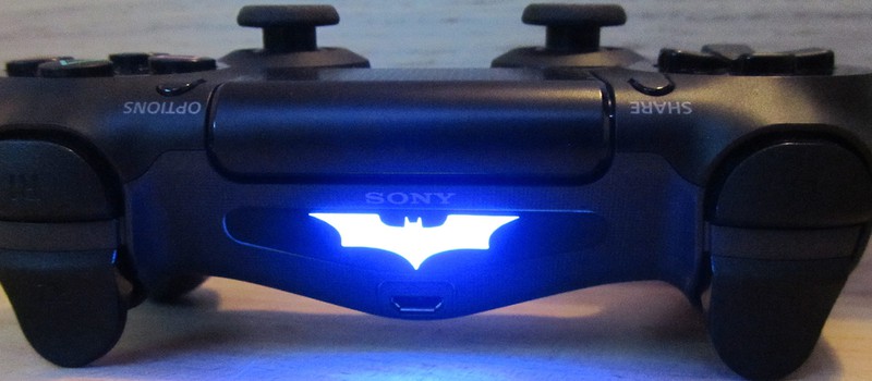 Sony раскрыла секрет, для чего светящаяся полоса на контроллере PS4