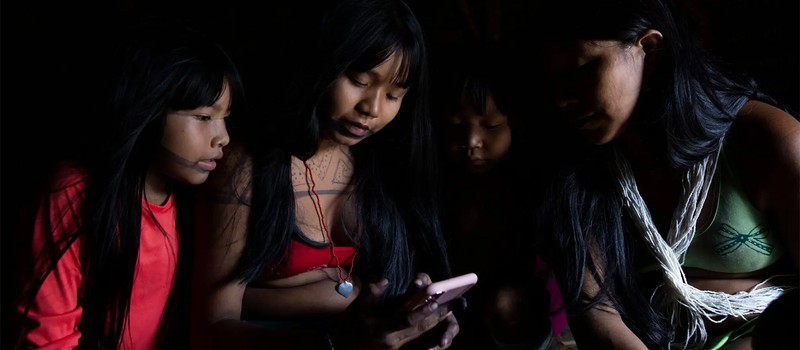 Высокоскоростной интернет добрался до последнего предела — Starlink связал изолированное племя в Амазонке с миром