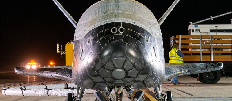 Секретный космоплан X-37B вернулся на Землю после загадочной 434-дневной миссии