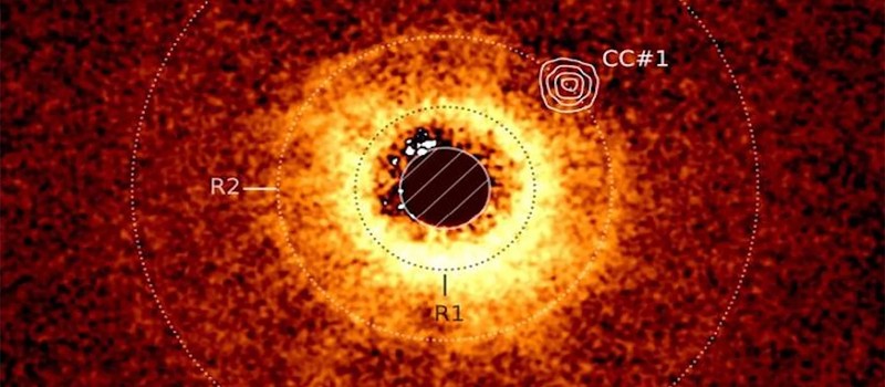 Телескоп Джеймса Уэбба открыл первую собственную экзопланету в облаке пыли и обломков