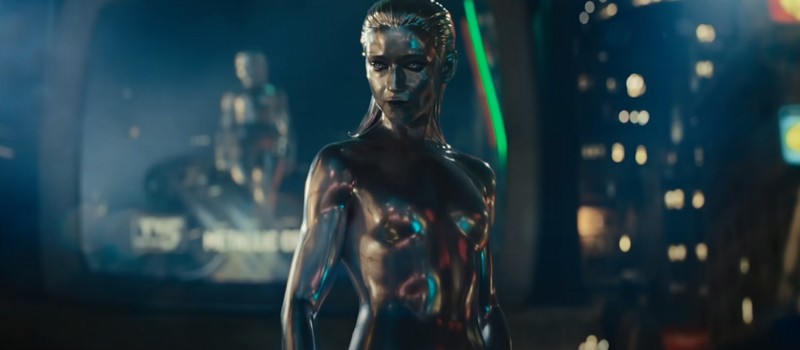 В новом отрывке из "Фантастической четверки" Серебряный Серфер пугает землян Галактусом