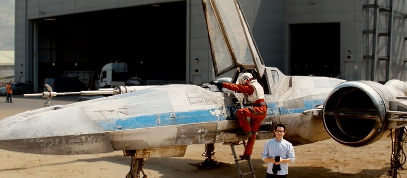 Абрамс показал первый космический корабль Star Wars: Episode VII