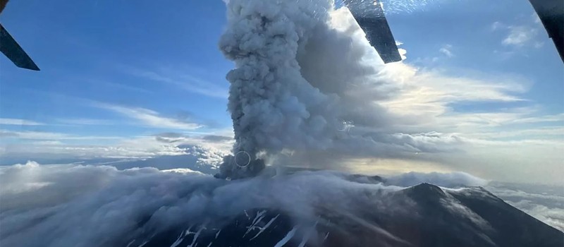 Похоже, на Камчатке пробудились вулканы после мощнейшего землетрясения