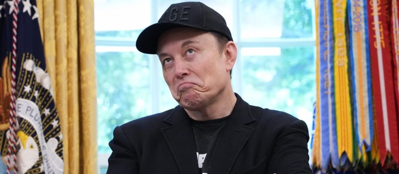 Илон Маск объявил о юридической войне с Apple за продвижение ChatGPT в App Store