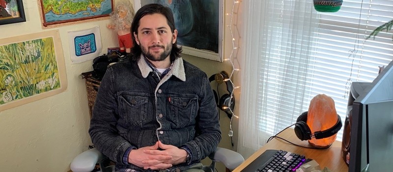 Разработчик Stardew Valley озвучил таинственного персонажа в Hollow Knight: Silksong, но отказывается говорить, кого именно