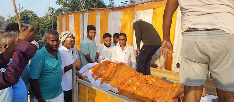 Пенсионер из Индии инсценировал собственную смерть, чтобы узнать, кто придет на похороны