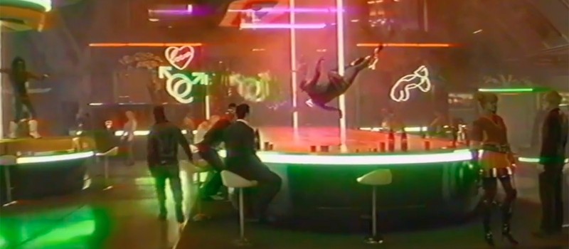 Энтузиаст превратил Cyberpunk 2077 в аутентичную VHS-запись из 1980-х с помощью ReShade