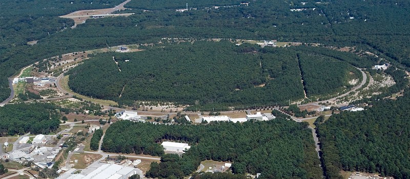 Крупнейший коллайдер США завершил работу ради ещё более мощного преемника