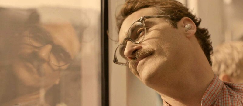 В Нью-Йорке открылся бар для тех, кто встречается с ИИ-партнерами