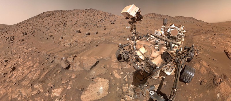Марсоход NASA впервые обнаружил на Марсе светящиеся кристаллы, похожие на рубины