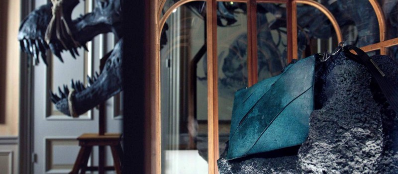 На аукцион выставили сумку из "кожи тираннозавра" за 660 тысяч долларов