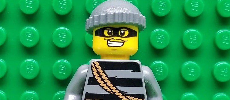 Житель Калифорнии украл конструкторы LEGO на 34 тысячи долларов, заменив их макаронами