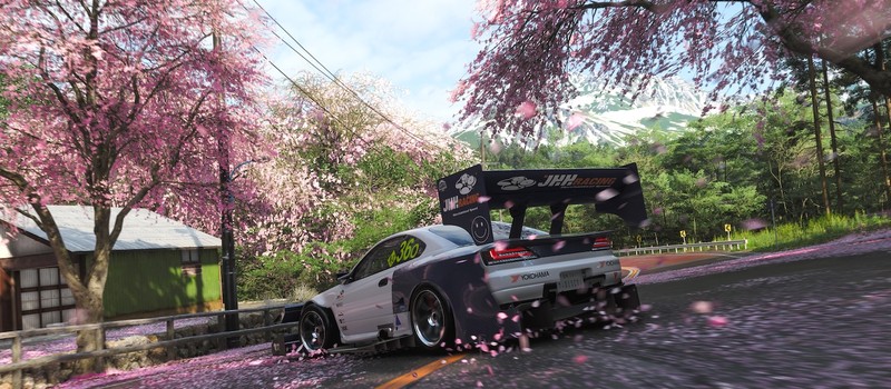 В Forza Horizon 6 нельзя уничтожить деревья сакуры – все остальные можно сносить ради очков